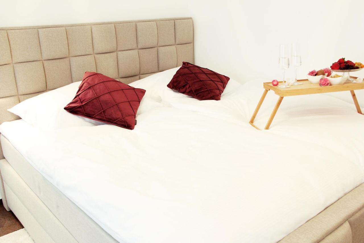 Secret Hideaways Cozystudio Superior Apartments Mit Wifi L 450M Bis Uni L Messe L Flughafen L Zoo Duisburg Kültér fotó